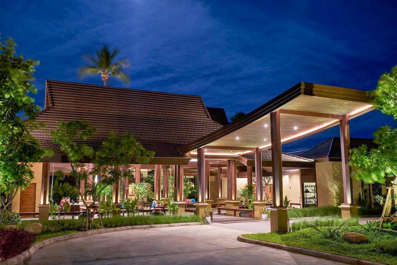 Khanom Beach Resort And Spa Exterior foto