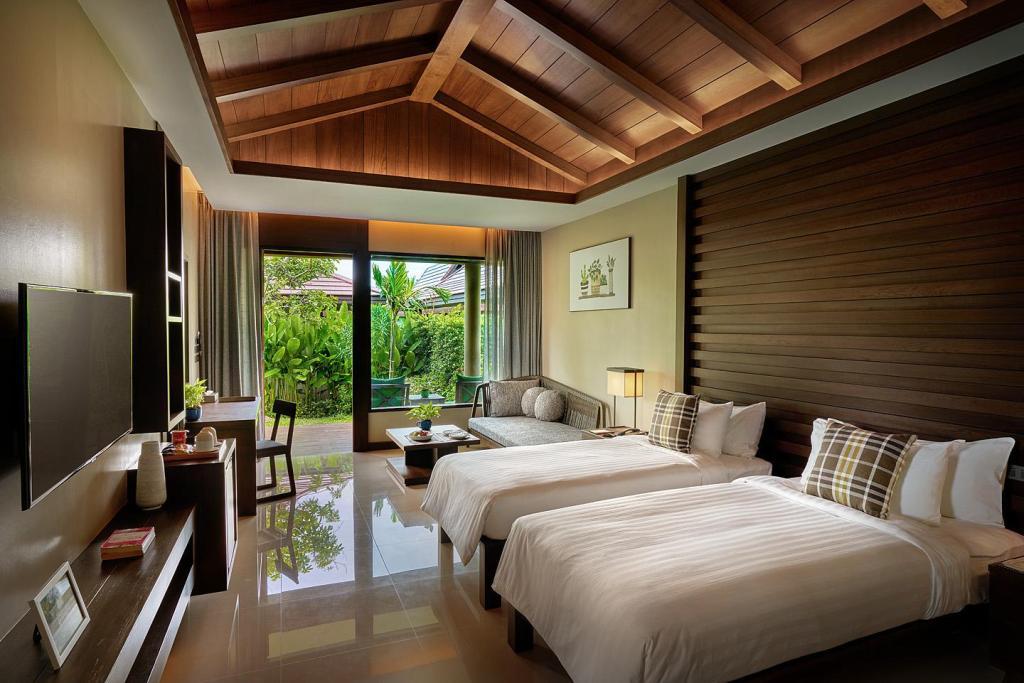 Khanom Beach Resort And Spa Exterior foto